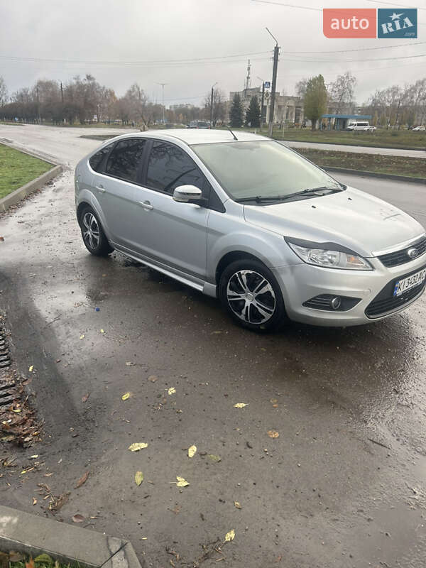 Хэтчбек Ford Focus 2011 в Первомайске