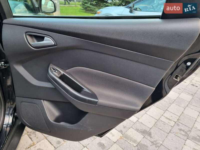 Универсал Ford Focus 2012 в Львове фото 39 Универсал Ford Focus 2012 в Львове