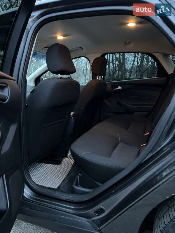 Седан Ford Focus 2014 в Кременчуге