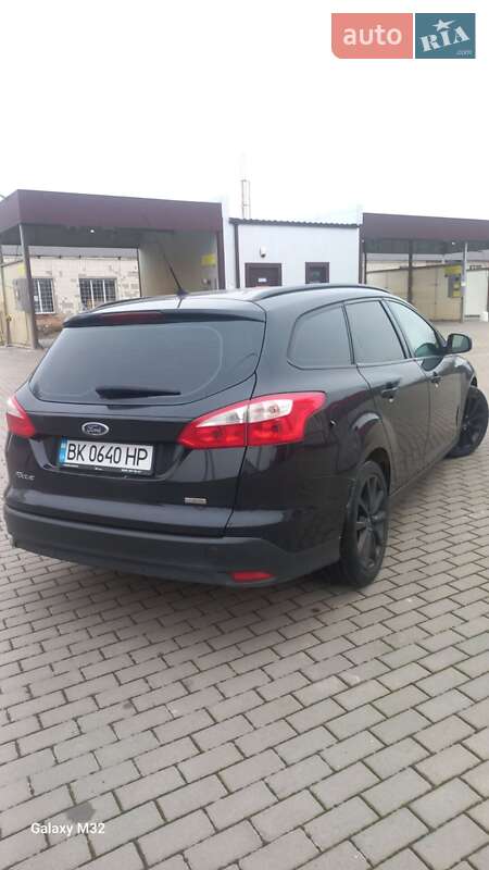 Универсал Ford Focus 2012 в Гоще