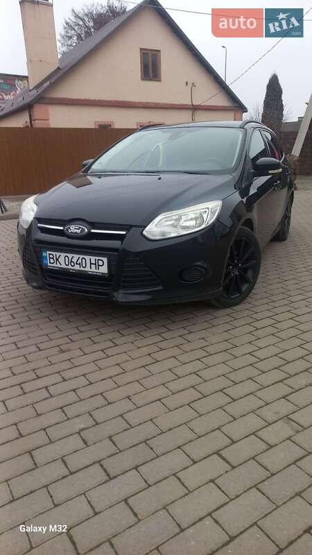 Универсал Ford Focus 2012 в Гоще