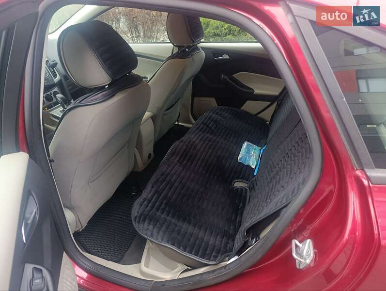 Седан Ford Focus 2014 в Днепре