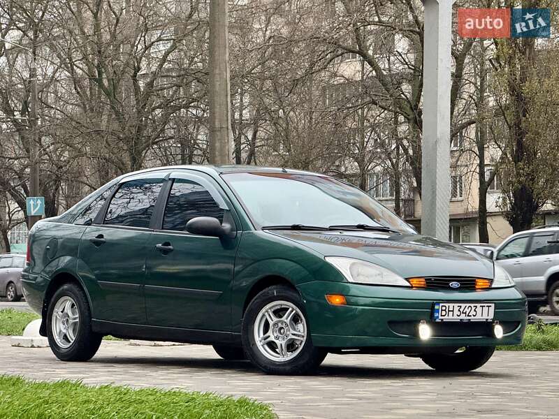 Седан Ford Focus 2001 в Одессе