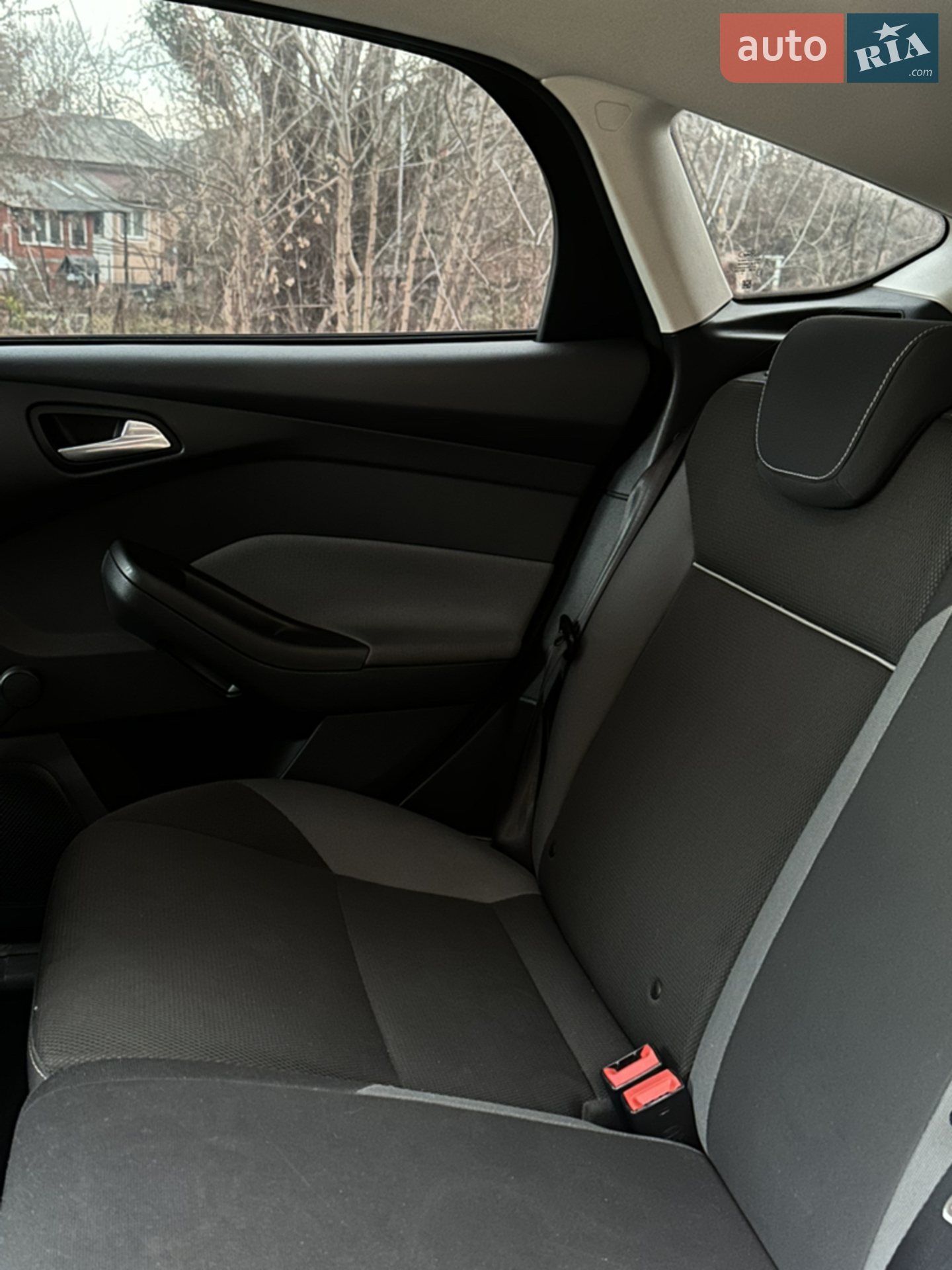2012 Ford Focus - мініатюра 11