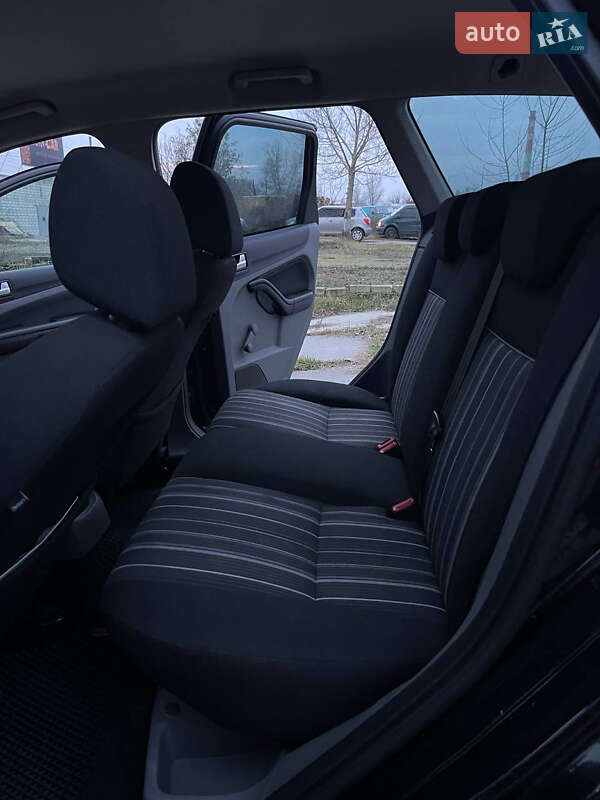 Универсал Ford Focus 2010 в Киеве фото 11 Универсал Ford Focus 2010 в Киеве