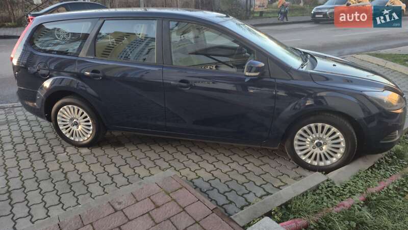 Универсал Ford Focus 2010 в Новояворовске фото 5 Универсал Ford Focus 2010 в Новояворовске