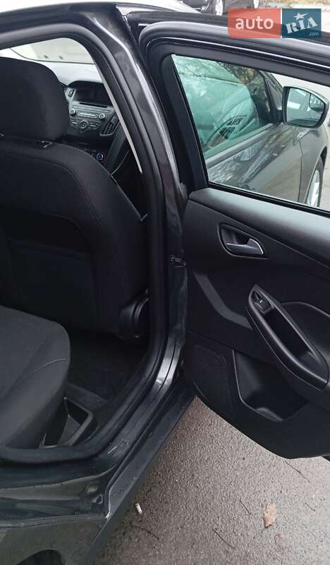 Седан Ford Focus 2017 в Луцке фото 30 Седан Ford Focus 2017 в Луцке