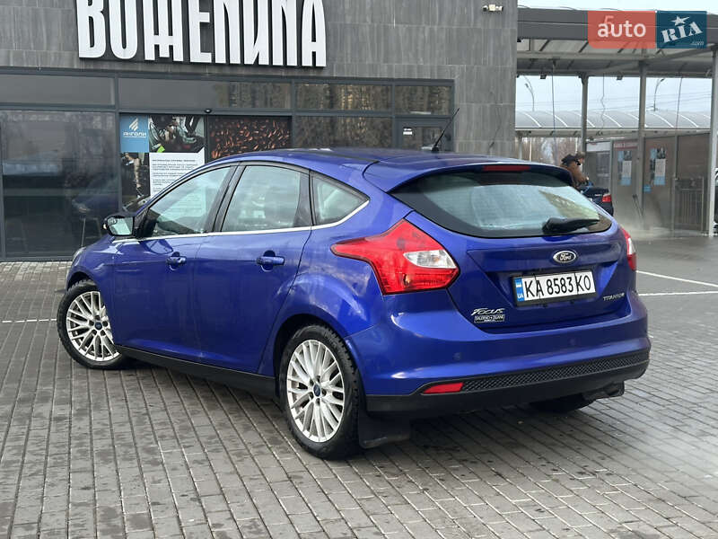 Хэтчбек Ford Focus 2014 в Киеве