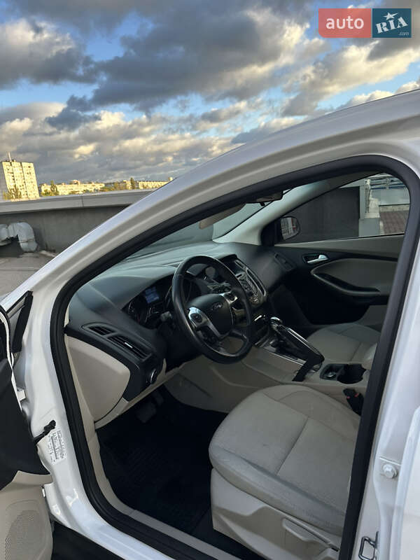 Седан Ford Focus 2012 в Киеве