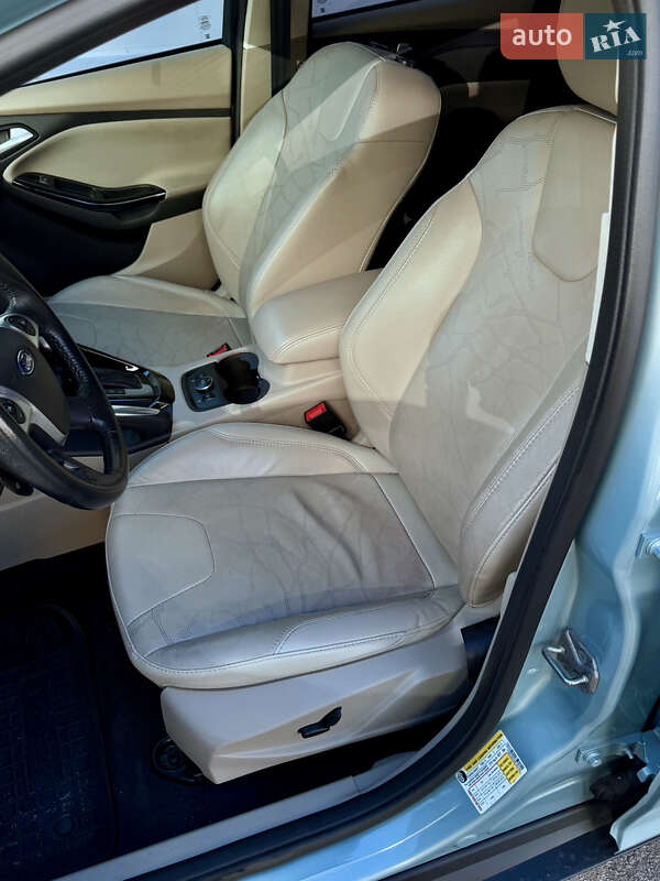 Хэтчбек Ford Focus 2013 в Киеве фото 10 Хэтчбек Ford Focus 2013 в Киеве