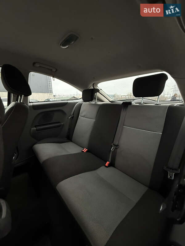 Хэтчбек Ford Focus 2010 в Ирпене