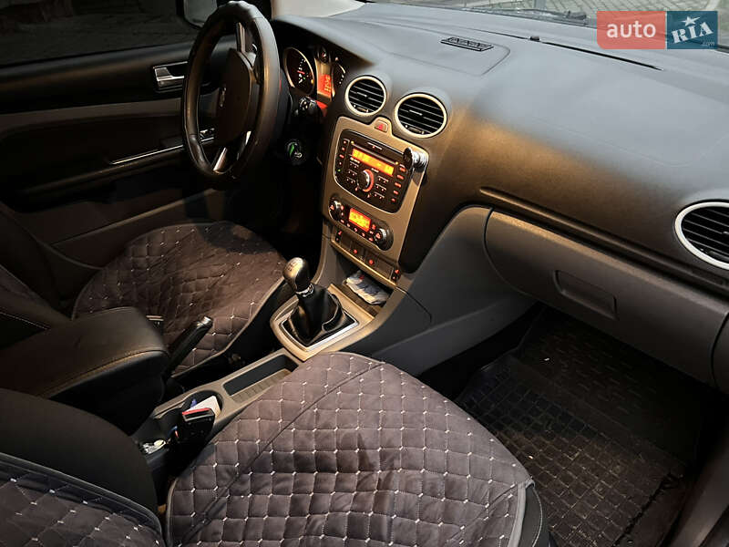 Универсал Ford Focus 2010 в Николаеве фото 8 Универсал Ford Focus 2010 в Николаеве