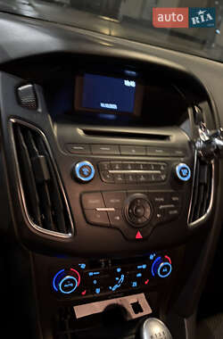 Хэтчбек Ford Focus 2016 в Киеве