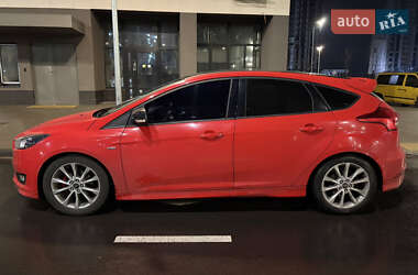 Хэтчбек Ford Focus 2016 в Киеве