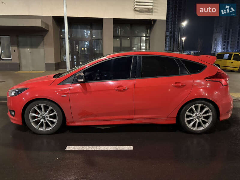 Хетчбек Ford Focus 2016 в Києві