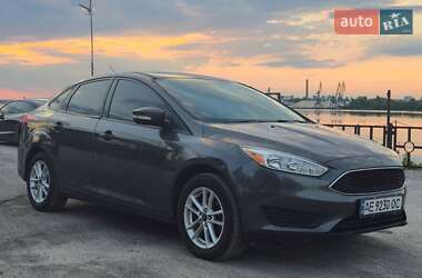 Седан Ford Focus 2015 в Днепре