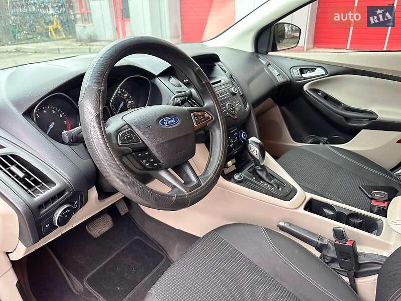 Седан Ford Focus 2015 в Запорожье фото 27 Седан Ford Focus 2015 в Запорожье