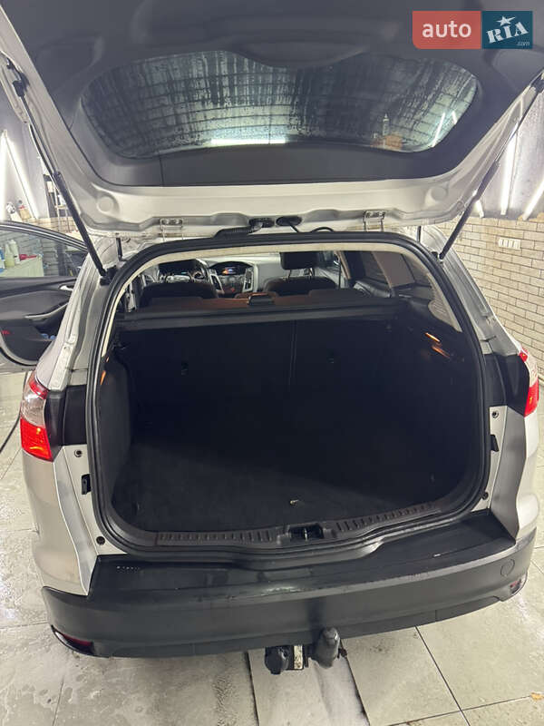 Универсал Ford Focus 2013 в Черновцах