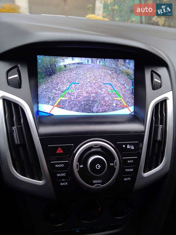 Хэтчбек Ford Focus 2013 в Днепре фото 2 Хэтчбек Ford Focus 2013 в Днепре