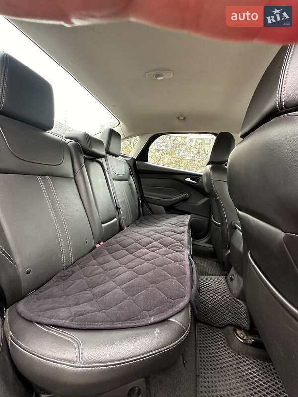 Седан Ford Focus 2014 в Сумах