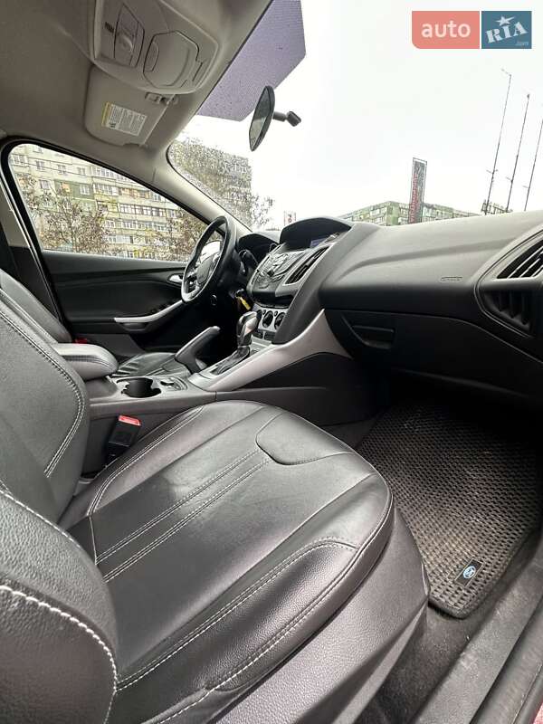 Седан Ford Focus 2014 в Сумах