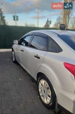 Седан Ford Focus 2015 в Києві