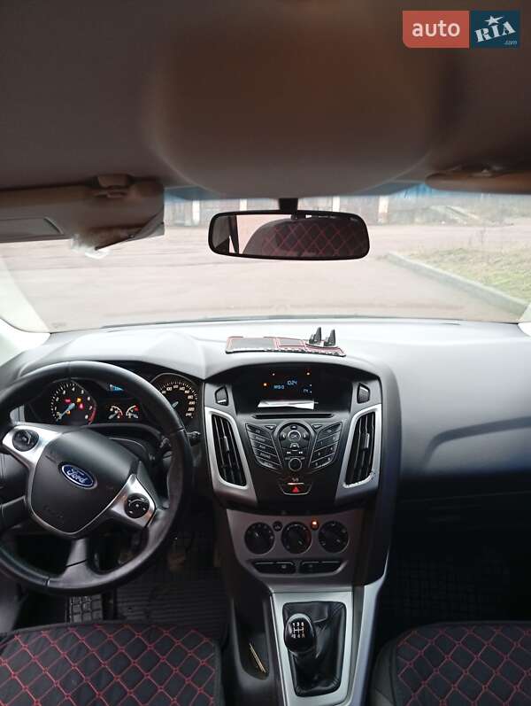 Хэтчбек Ford Focus 2013 в Житомире фото 7 Хэтчбек Ford Focus 2013 в Житомире