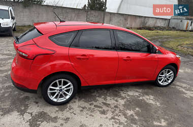Хэтчбек Ford Focus 2015 в Городке