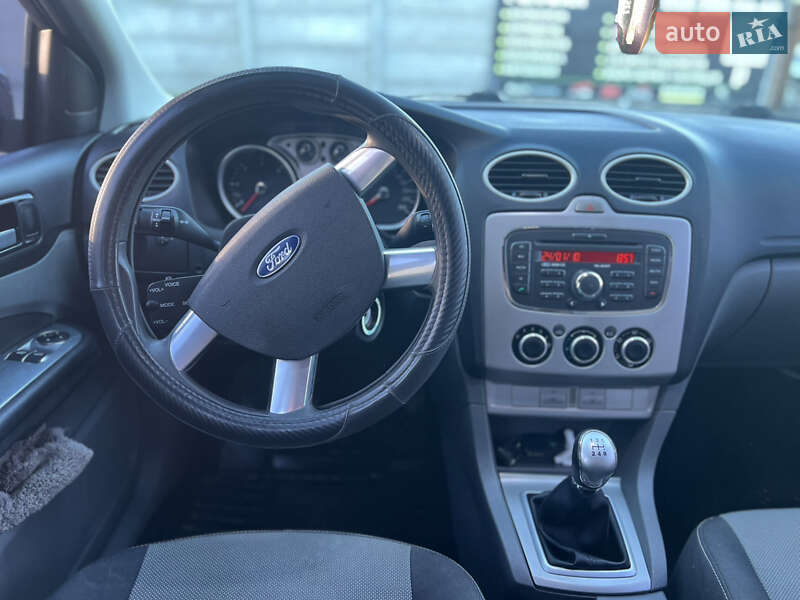 Универсал Ford Focus 2010 в Кривом Роге фото 18 Универсал Ford Focus 2010 в Кривом Роге