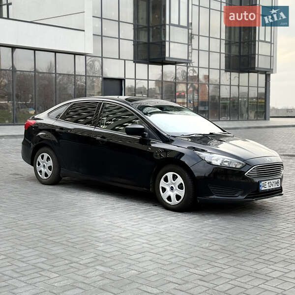 Седан Ford Focus 2016 в Днепре фото 5 Седан Ford Focus 2016 в Днепре