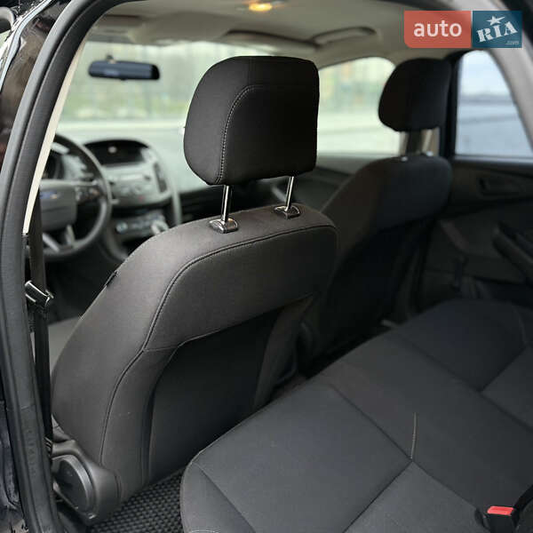 Седан Ford Focus 2016 в Днепре фото 17 Седан Ford Focus 2016 в Днепре