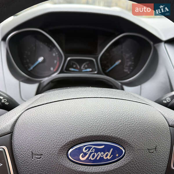 Седан Ford Focus 2016 в Днепре фото 22 Седан Ford Focus 2016 в Днепре