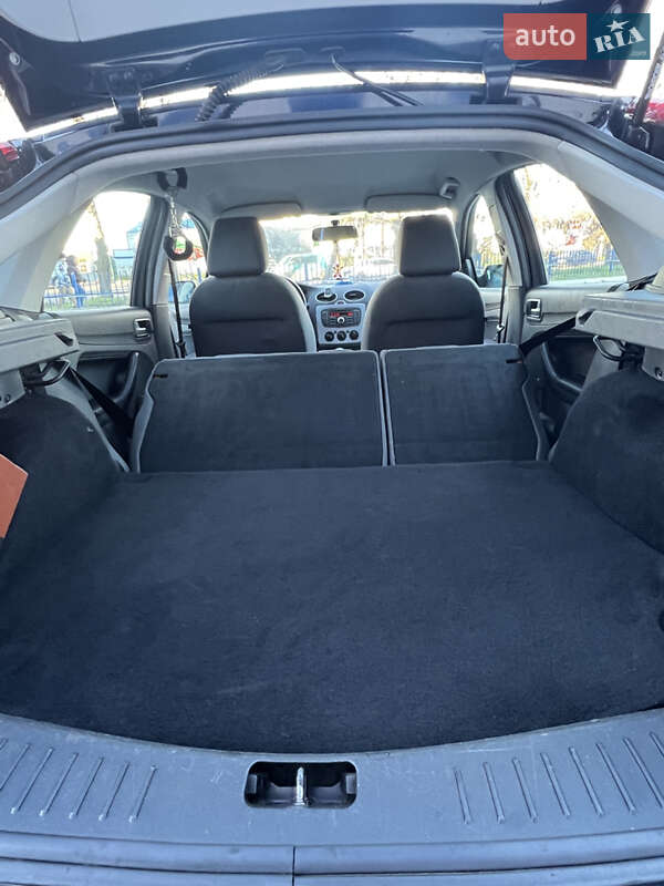 Хэтчбек Ford Focus 2007 в Одессе