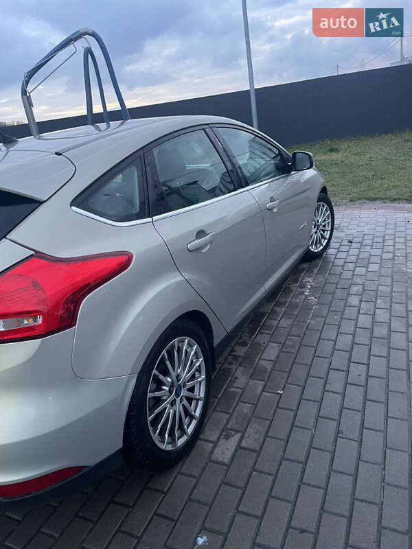 Хэтчбек Ford Focus 2017 в Гатном фото 6 Хэтчбек Ford Focus 2017 в Гатном