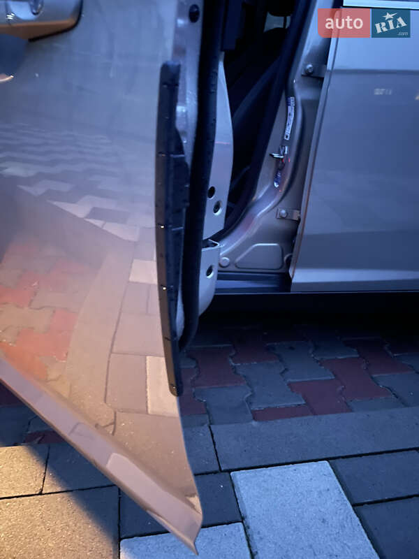 Хэтчбек Ford Focus 2017 в Гатном фото 29 Хэтчбек Ford Focus 2017 в Гатном