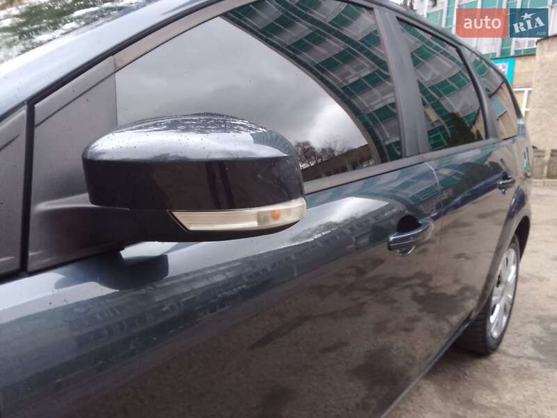 Універсал Ford Focus 2009 в Чернівцях