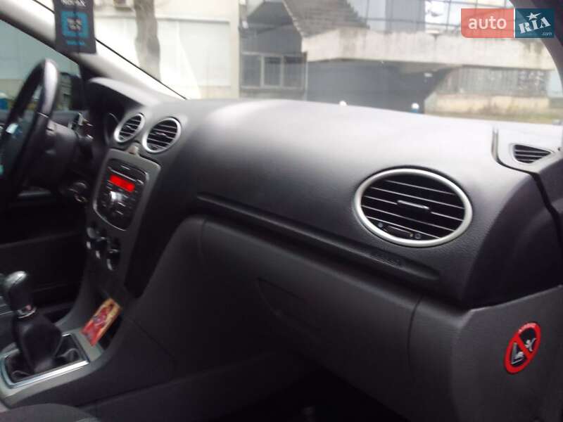 Універсал Ford Focus 2009 в Чернівцях