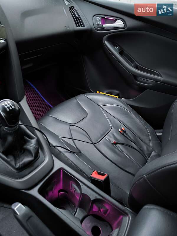 Седан Ford Focus 2015 в Києві фото 9 Седан Ford Focus 2015 в Києві