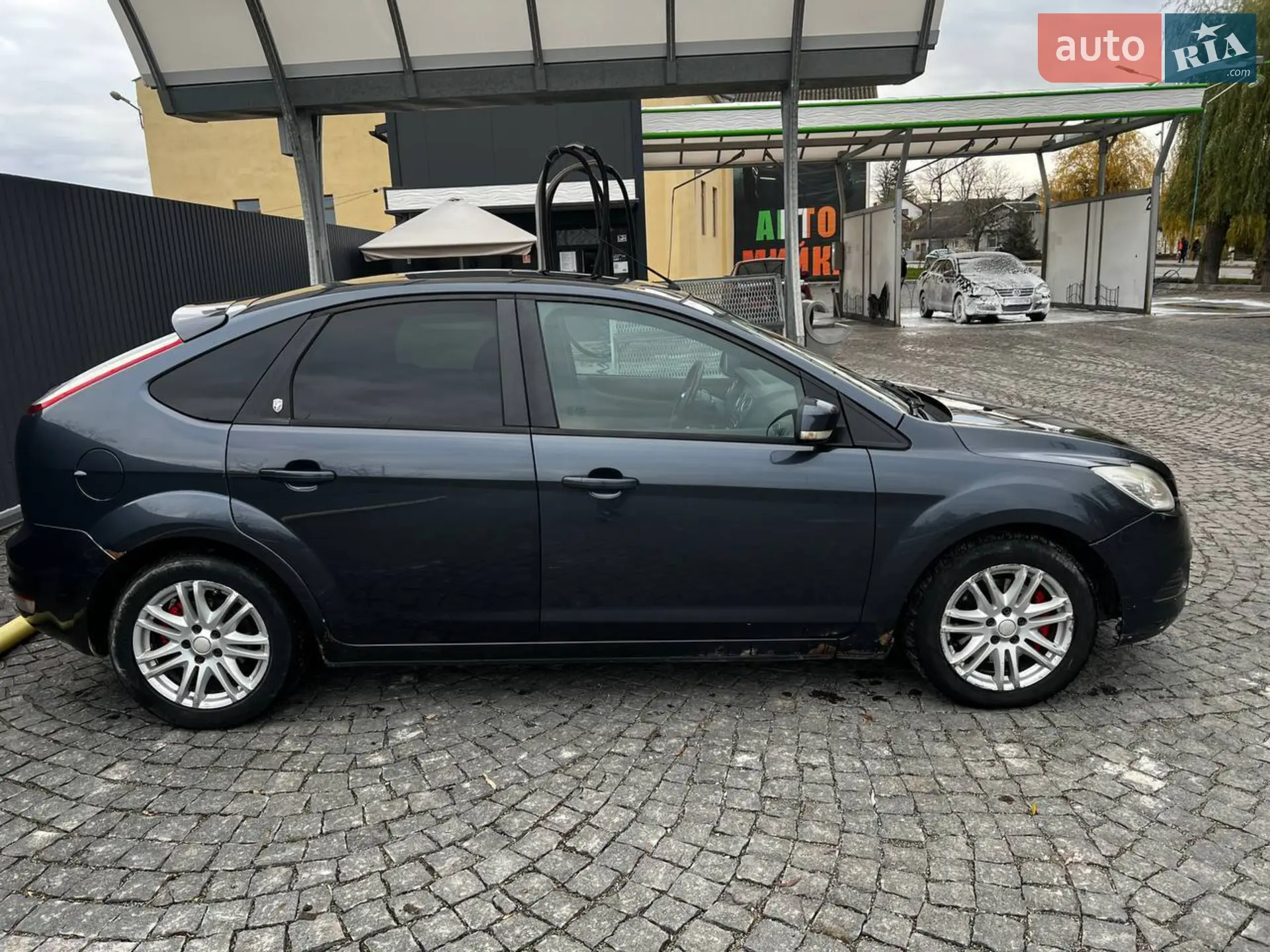 2010 Ford Focus - мініатюра 3