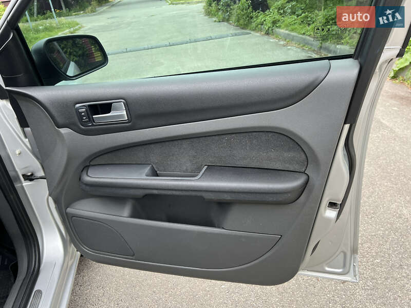 Седан Ford Focus 2007 в Киеве фото 13 Седан Ford Focus 2007 в Киеве