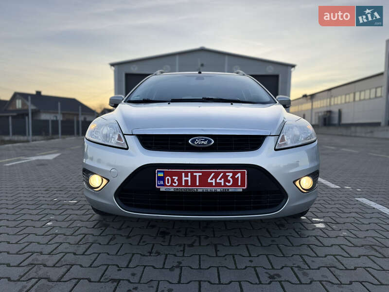 Универсал Ford Focus 2008 в Нововолынске