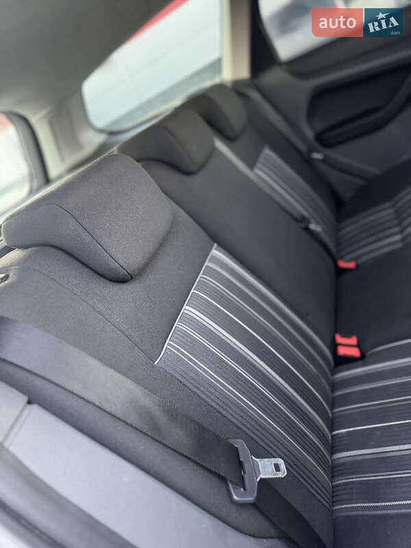 Универсал Ford Focus 2008 в Нововолынске