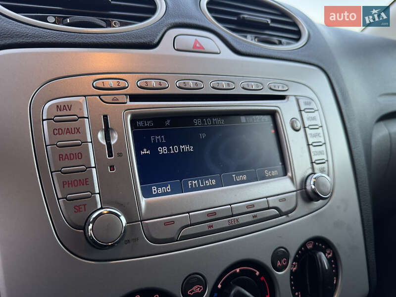 Универсал Ford Focus 2008 в Нововолынске