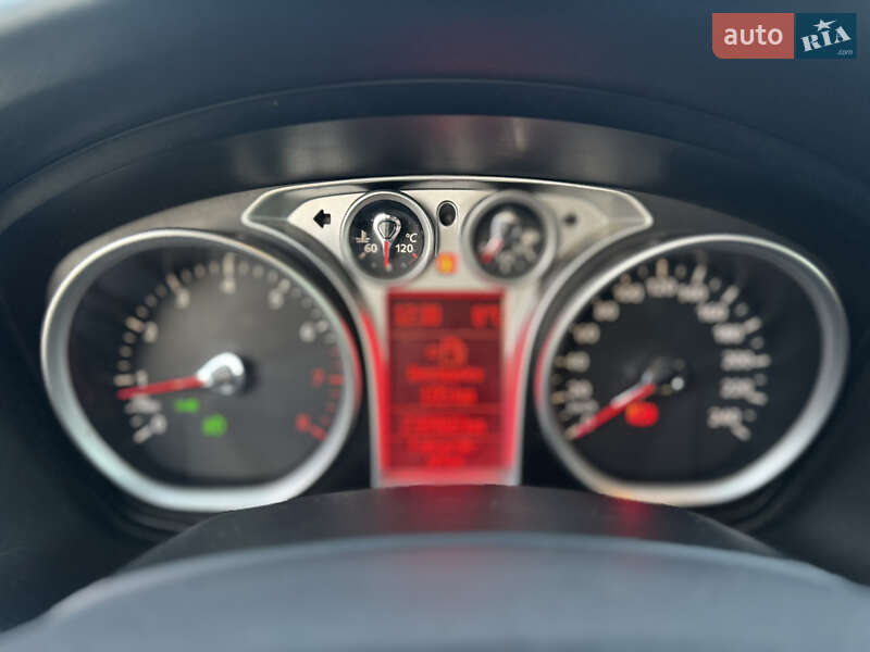 Универсал Ford Focus 2008 в Нововолынске