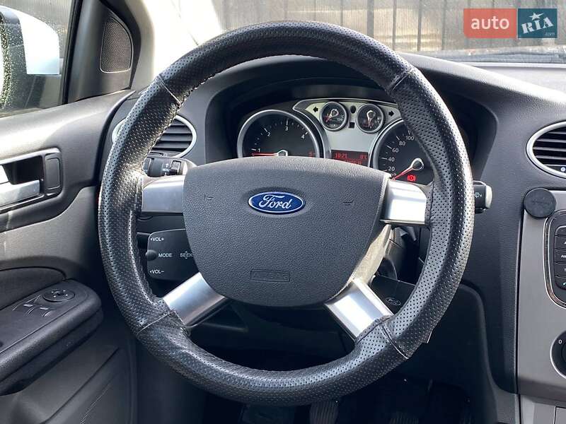 Универсал Ford Focus 2010 в Киеве