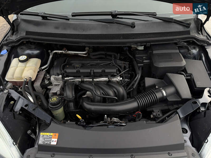 Хэтчбек Ford Focus 2005 в Кропивницком