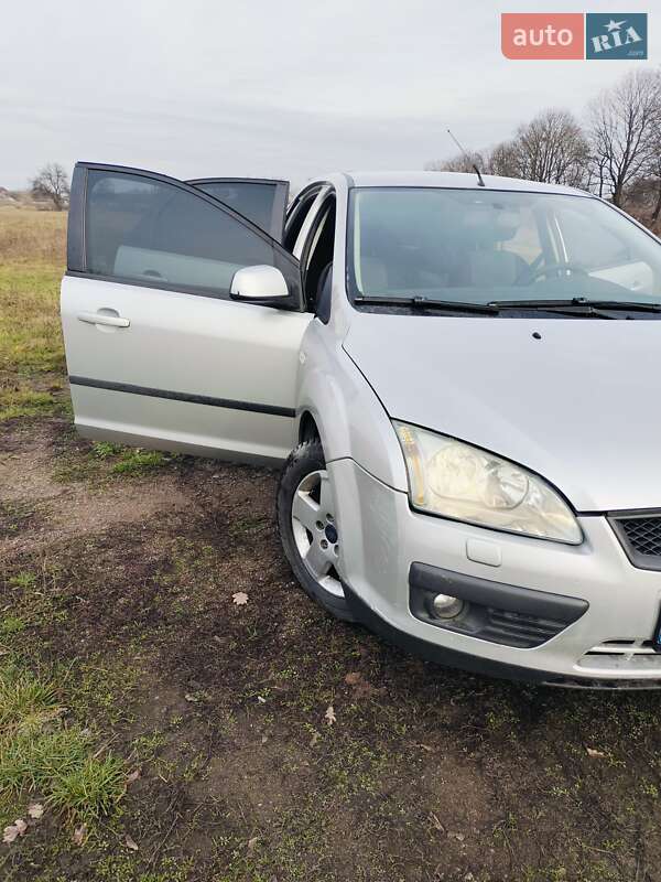 Хэтчбек Ford Focus 2006 в Радомышле фото 7 Хэтчбек Ford Focus 2006 в Радомышле