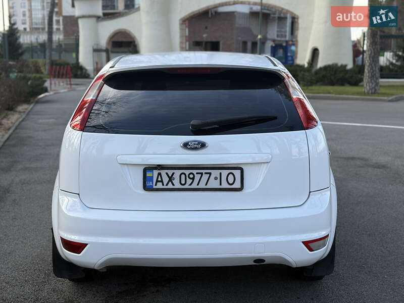 Хэтчбек Ford Focus 2011 в Харькове