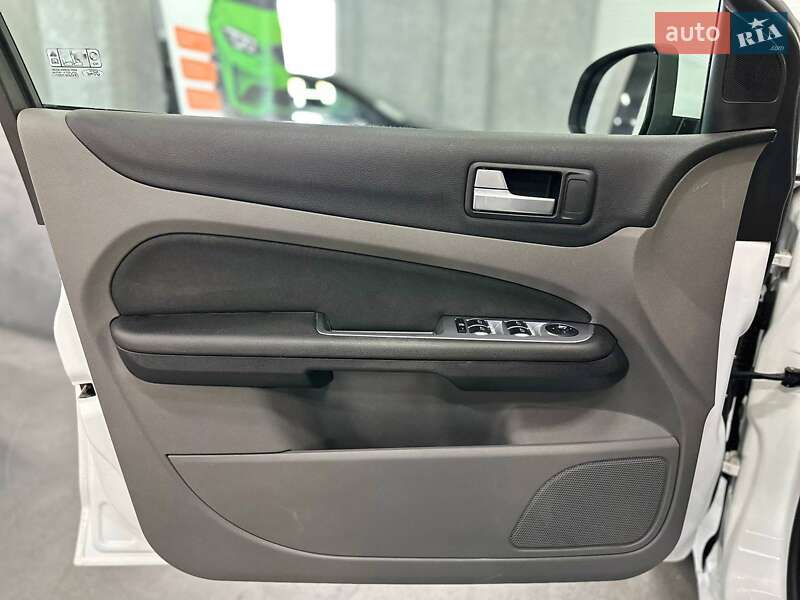 Универсал Ford Focus 2009 в Каменском