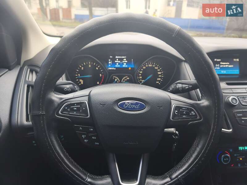 Хэтчбек Ford Focus 2017 в Глухове фото 20 Хэтчбек Ford Focus 2017 в Глухове